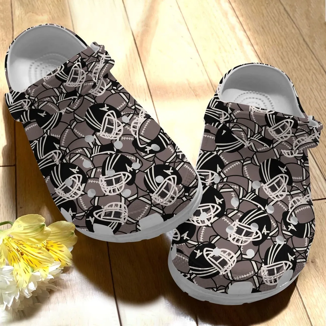 American Football Personalize Clog Custom Crocs Fashionstyle Comfortable For Women Men Kid Print 3D Whitesole Pattern American Football Personalize Clog Custom Crocs Fashionstyle Comfortable For Women Men Kid Print 3D Whitesole Pattern