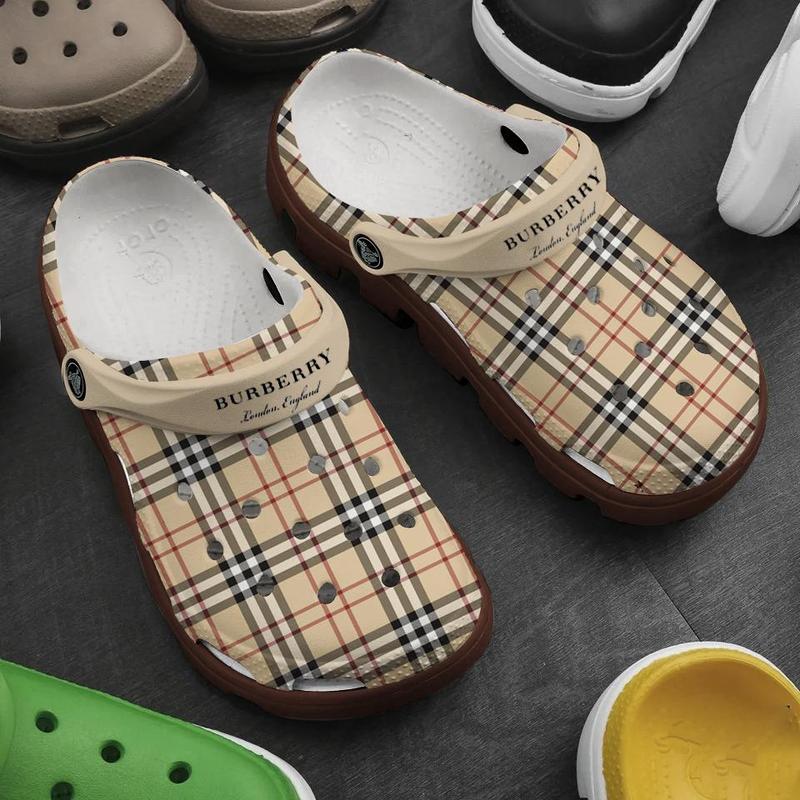 Burberry Crocs Clog- Special Gift For Crocs Clog Lovers - T001143 Burberry Crocs Clog- Special Gift For Crocs Clog Lovers - T001143