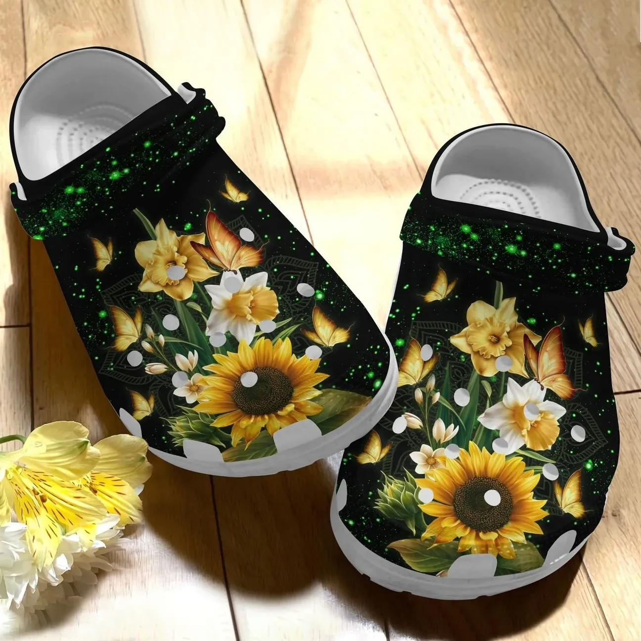 Butterfly Personalize Clog Custom Crocs Fashionstyle Comfortable For Women Men Kid Print 3D Whitesole Beautiful Butterflies Butterfly Personalize Clog Custom Crocs Fashionstyle Comfortable For Women Men Kid Print 3D Whitesole Beautiful Butterflies