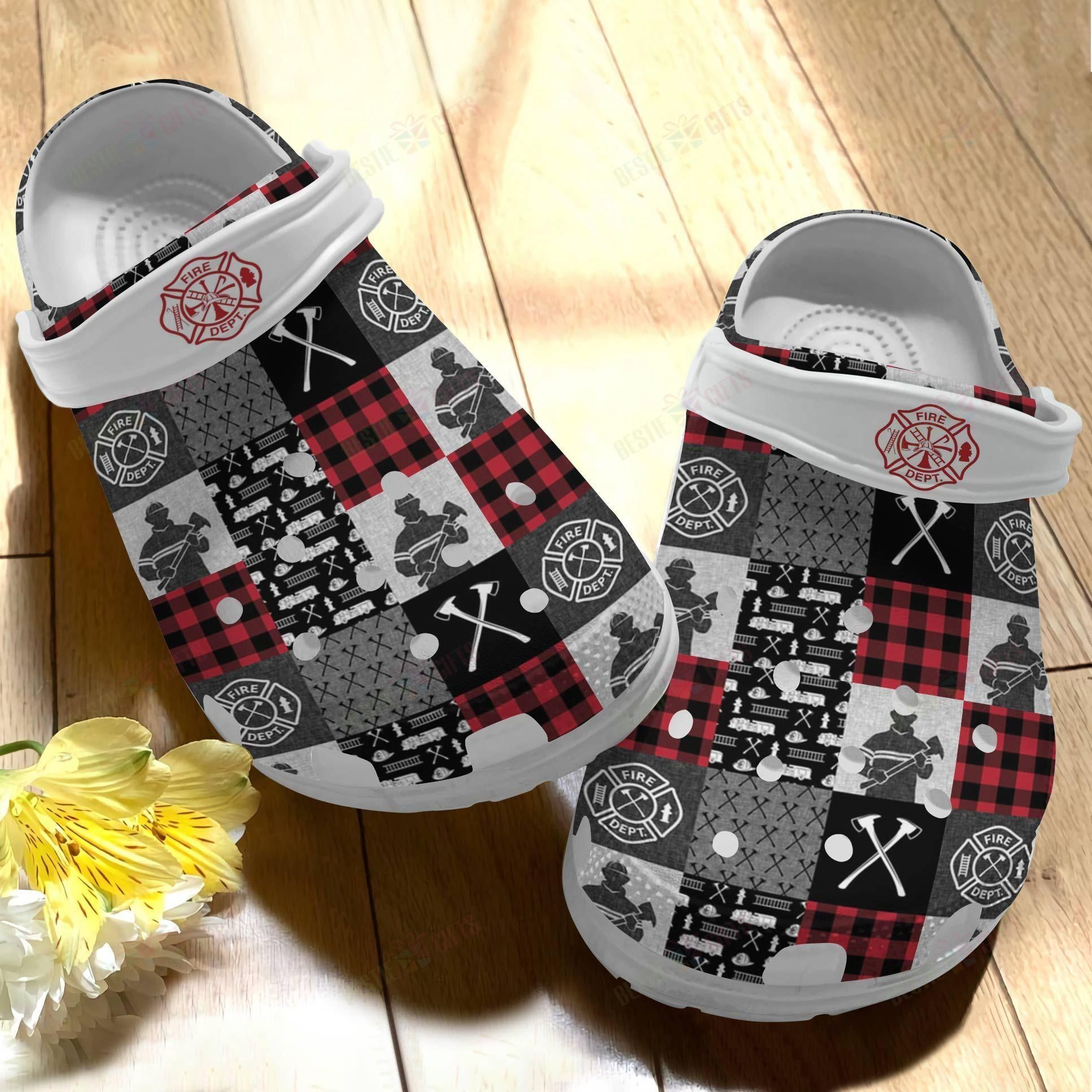 Firefighter Crocs Clog Classic Clog Whitesole Firefighter Pattern Shoes Firefighter Crocs Clog Classic Clog Whitesole Firefighter Pattern Shoes