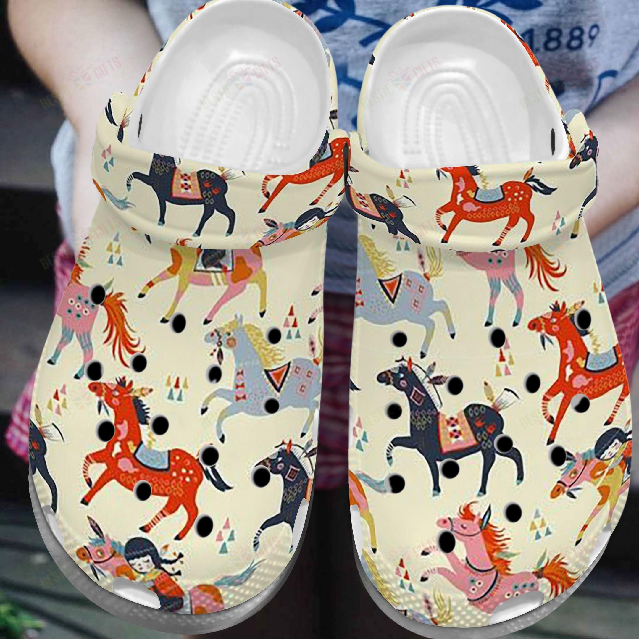 Lovely Horse Crocs Clog Classic Clog Shoes Lovely Horse Crocs Clog Classic Clog Shoes