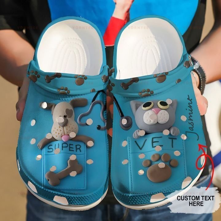 Personalized Vet Tech Shirt Crocs Clogy Shoes For Mens And Womens Personalized Vet Tech Shirt Crocs Clogy Shoes For Mens And Womens