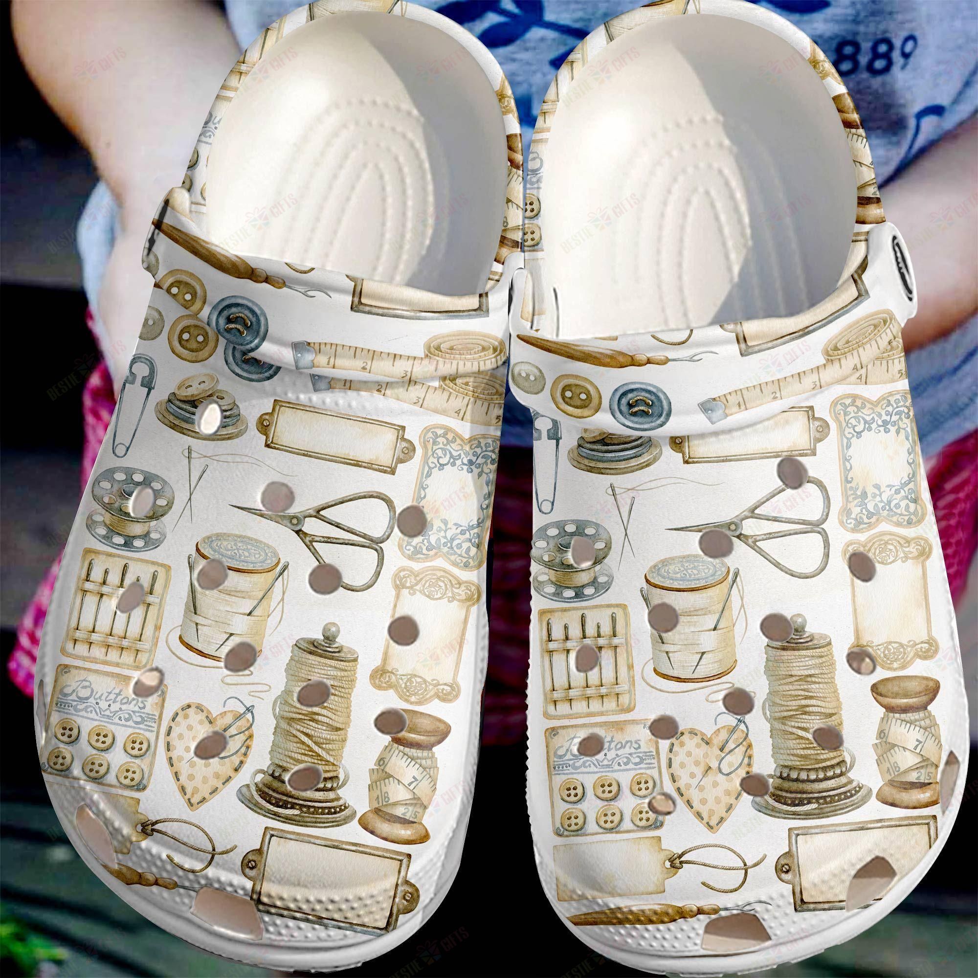 Sewing Crocs Clog Classic Clog Vintage Sewing Shoes Sewing Crocs Clog Classic Clog Vintage Sewing Shoes