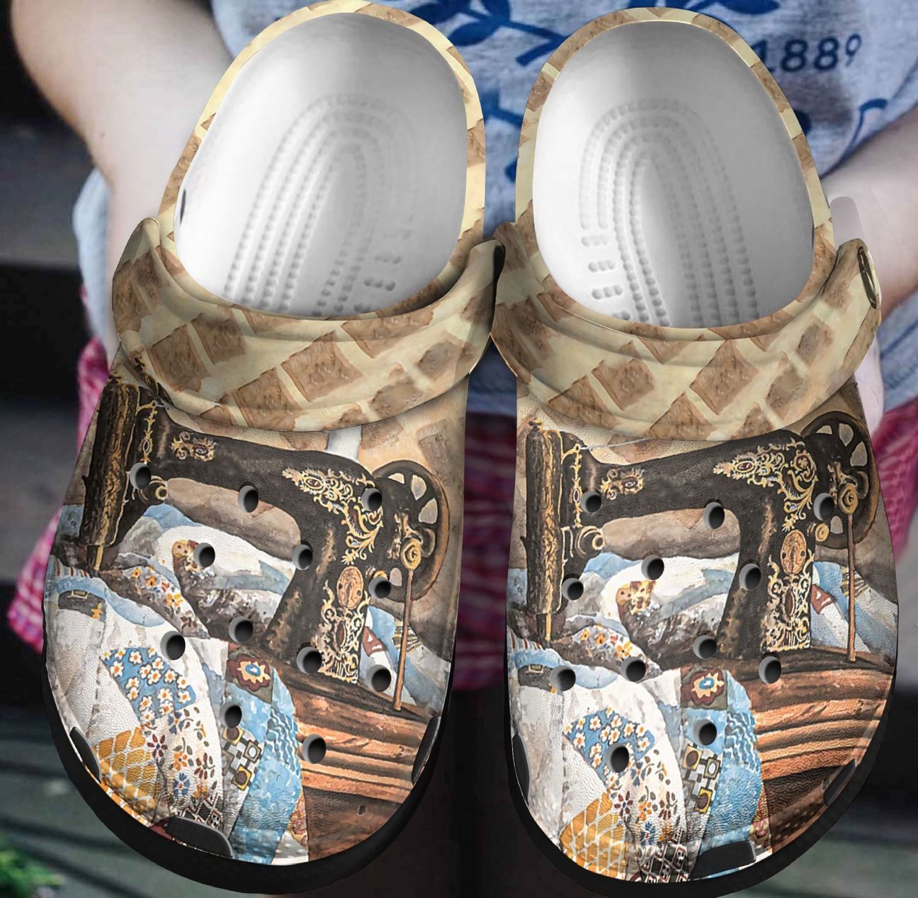 Vintage Quilting Personalized Clog Custom Crocs Comfortablefashion Style Comfortable For Women Men Kid Print 3D Vintage Quilting Personalized Clog Custom Crocs Comfortablefashion Style Comfortable For Women Men Kid Print 3D