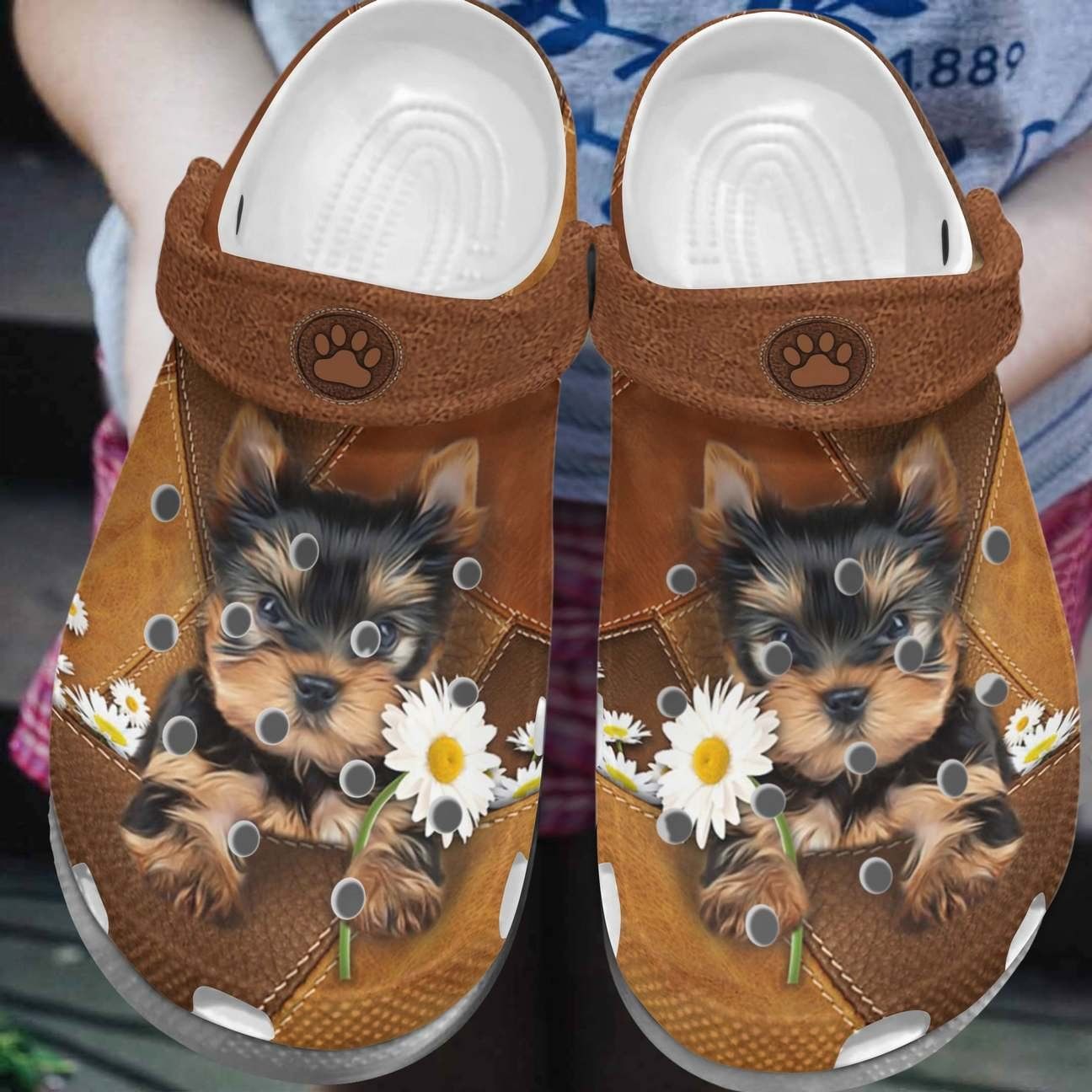 Yorkie Personalize Clog Custom Crocs Fashionstyle Comfortable For Women Men Kid Print 3D Whitesole Daisy Yorkie Yorkie Personalize Clog Custom Crocs Fashionstyle Comfortable For Women Men Kid Print 3D Whitesole Daisy Yorkie